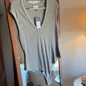 Universal Thread Heather Gray V-Neck Bodysuit